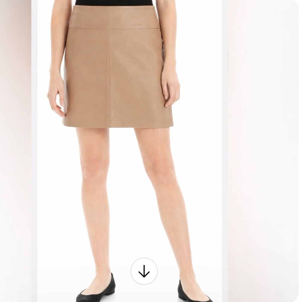 Max Studio Faux Vegan Leather Stretch Mini Skirt Tan size Medium
